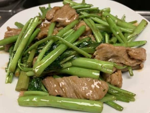 Order 蒜蓉通菜牛 Beef OnChoy w/ Garlic Sauce food online from Golden Eagle Chinese store, Honolulu on bringmethat.com