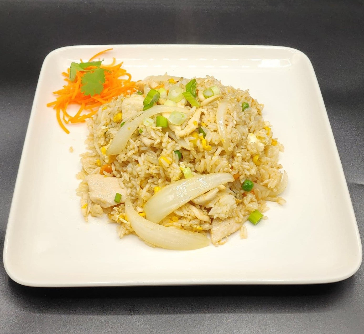 Order House Fried Rice food online from VIP Thai Cuisine store, Woodridge on bringmethat.com