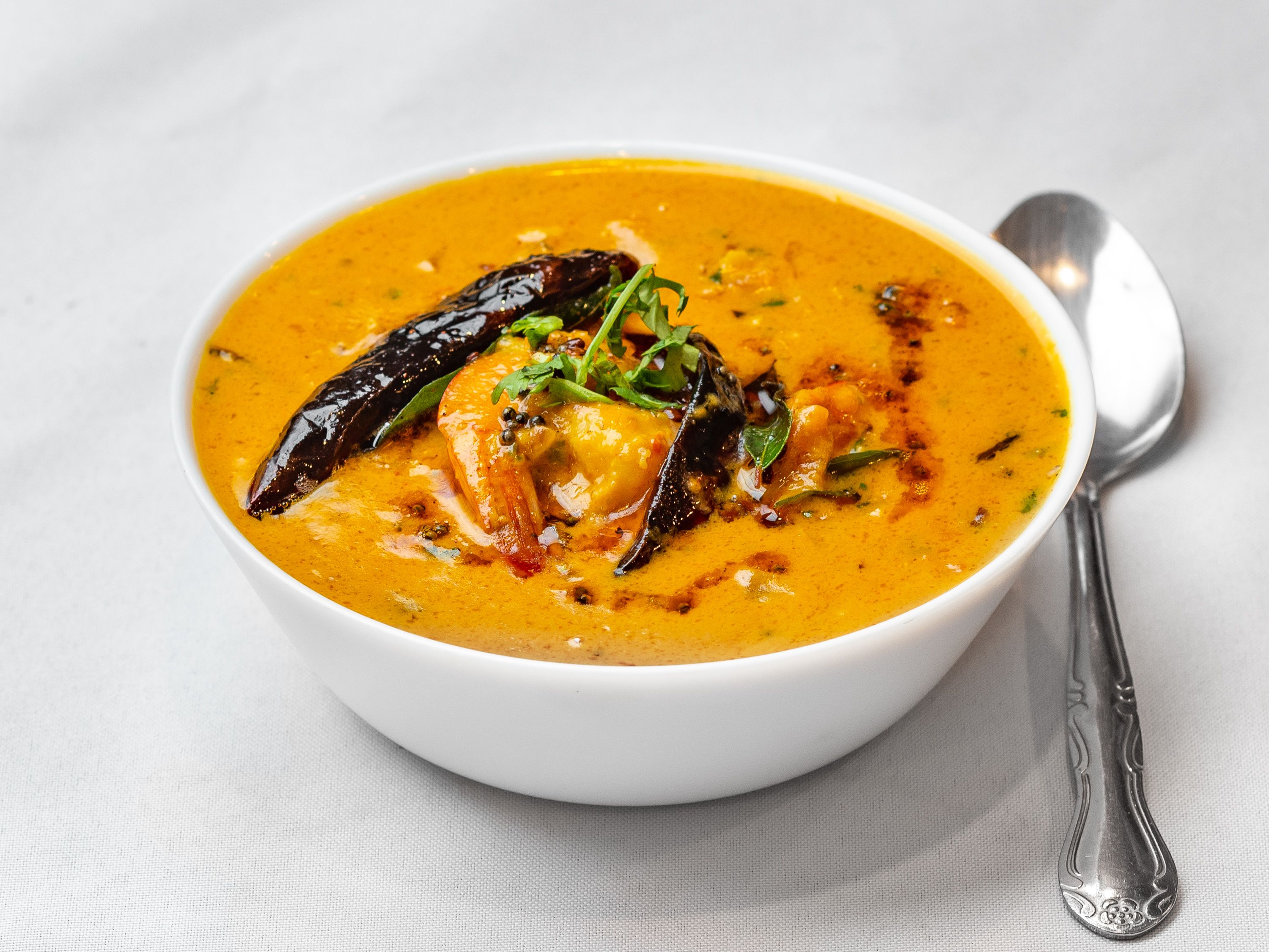 Order Malabar Shrimp Curry food online from Grab N Go store, Edison on bringmethat.com