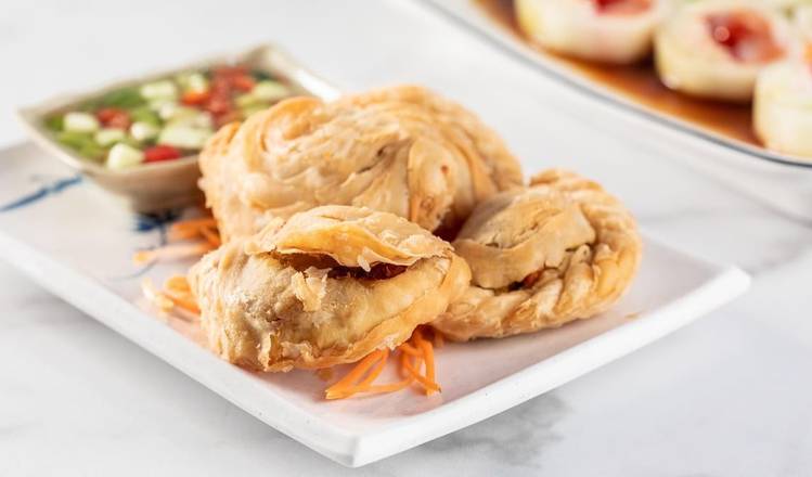 Order Curry Puff food online from Zato Thai Cuisine & Sushi Bar store, Dallas on bringmethat.com