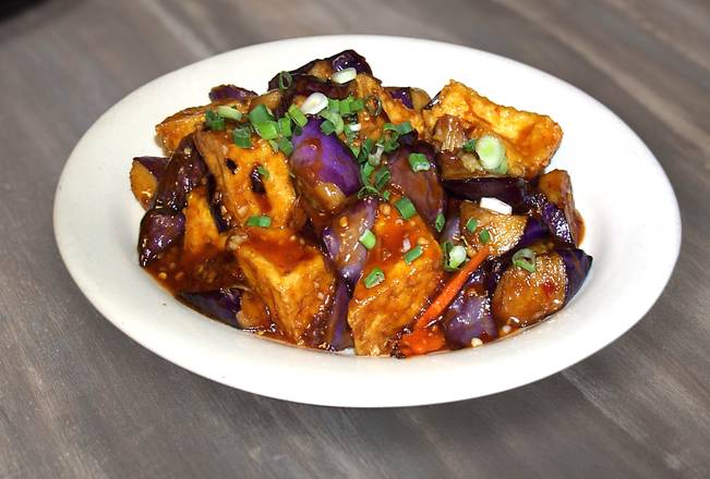 Order Eggplant Tofu food online from Ginger Cafe store, Sunnyvale on bringmethat.com