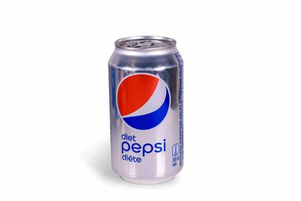 Order Diet Pepsi 2 Liter food online from Georgio's Oven Fresh Pizza store, Mayfield Heights on bringmethat.com