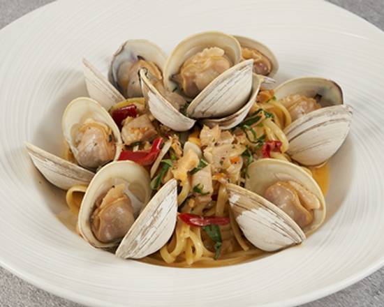 Order Linguine with White Clam Sauce food online from The Palm - San Antonio store, San Antonio on bringmethat.com
