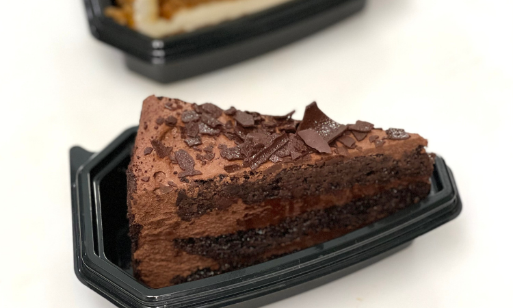 Order Chocolate Cake food online from Mike's Pizzeria store, Los Angeles on bringmethat.com