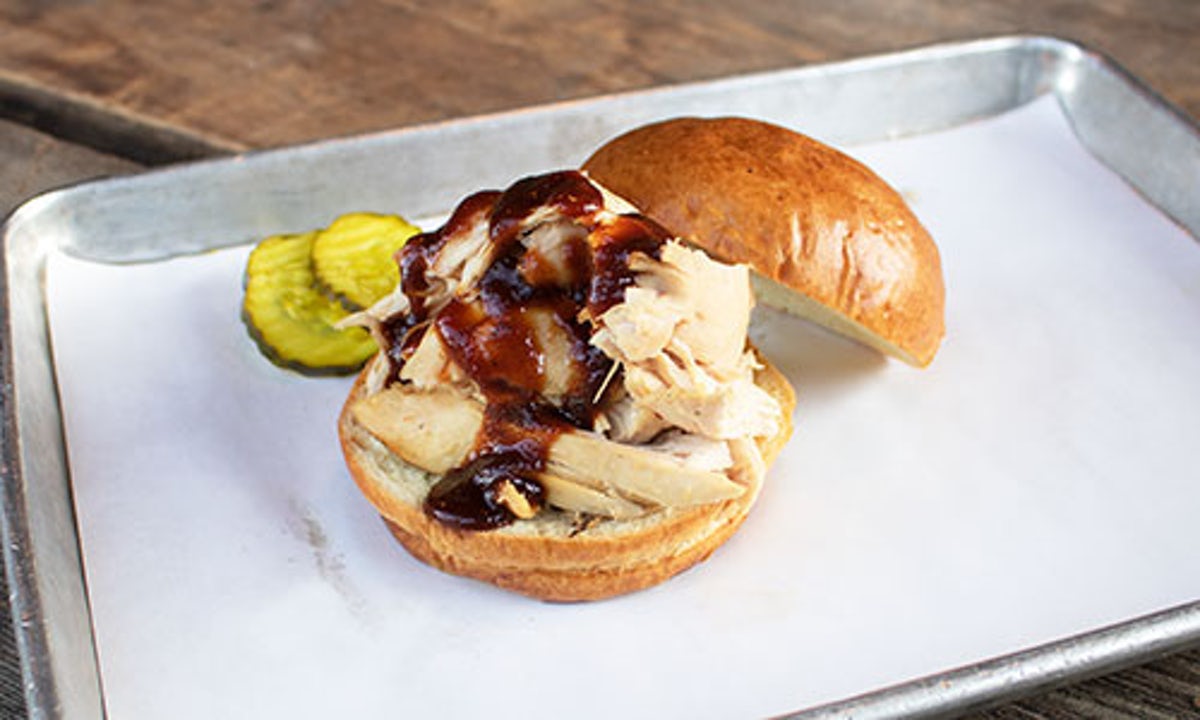Order Pulled Chicken Sandwich food online from Real Urban BBQ store, Vernon Hills on bringmethat.com