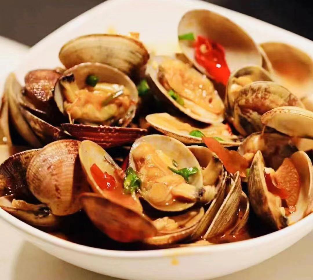 Order C14. Spicy Clams food online from Kung Fu Noodle store, Tucson on bringmethat.com