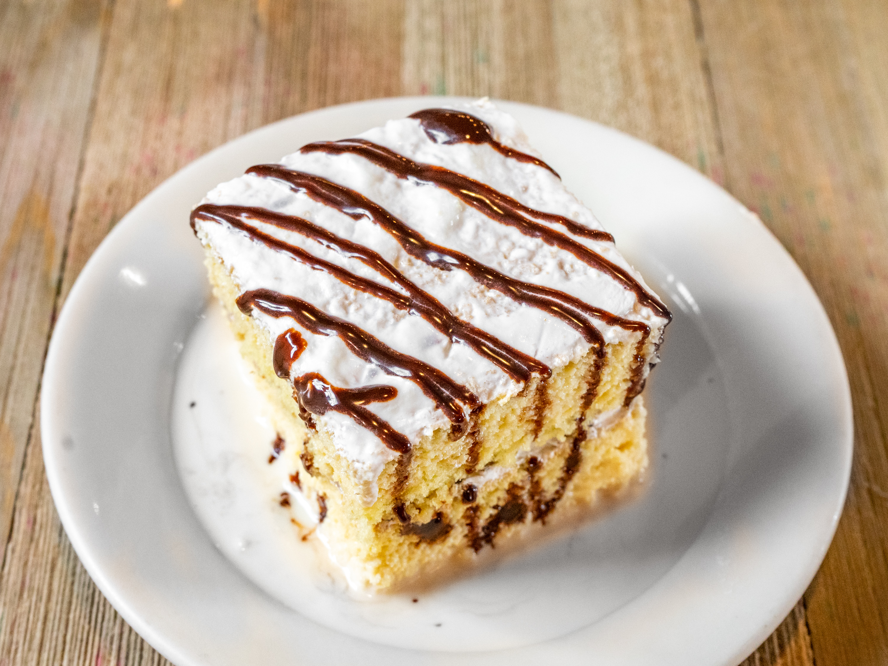 Order Tres Leches Cakes food online from Jessy Taqueria store, Norfolk on bringmethat.com