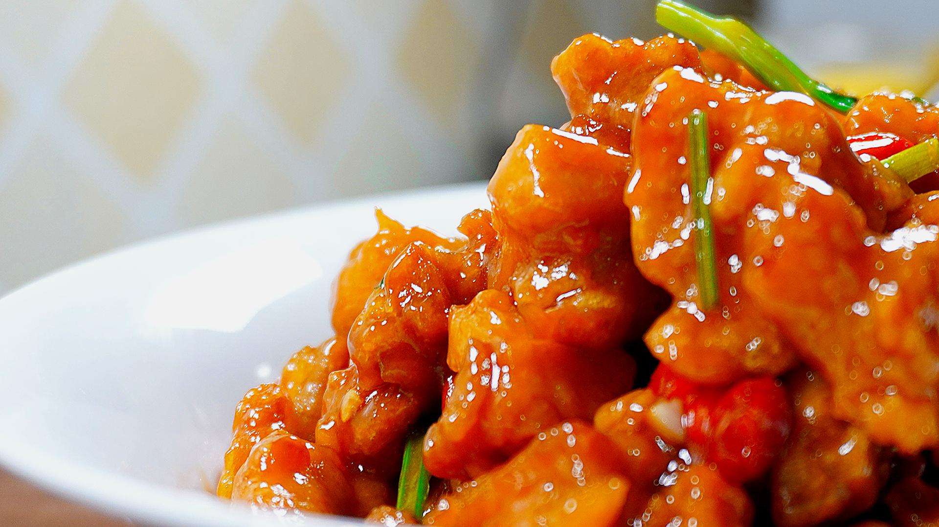 Order C08. Sweet and Sour Chicken food online from Millions Of Milk Tea store, Columbus on bringmethat.com