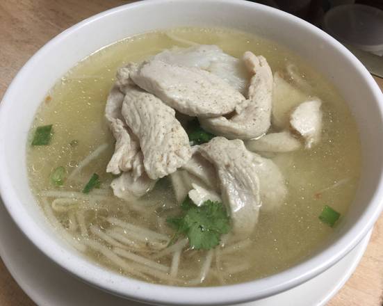Order Thai Noodle Soup food online from Royal Thai Restaurant store, Chicago on bringmethat.com