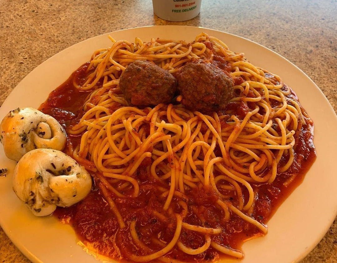 Order Spaghetti - Pasta food online from Bella's Pizzeria Collierville store, Collierville on bringmethat.com
