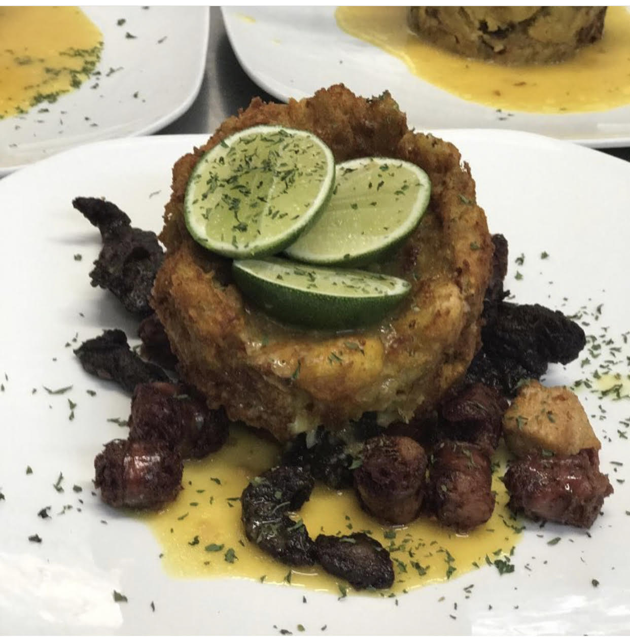 Order Mofongo de Frituras food online from Blue Lounge & Grill store, Lawrence on bringmethat.com