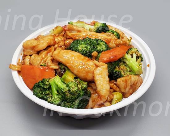 Order Chicken W. Broccoli 芥兰鸡 food online from China House store, Oakmont on bringmethat.com