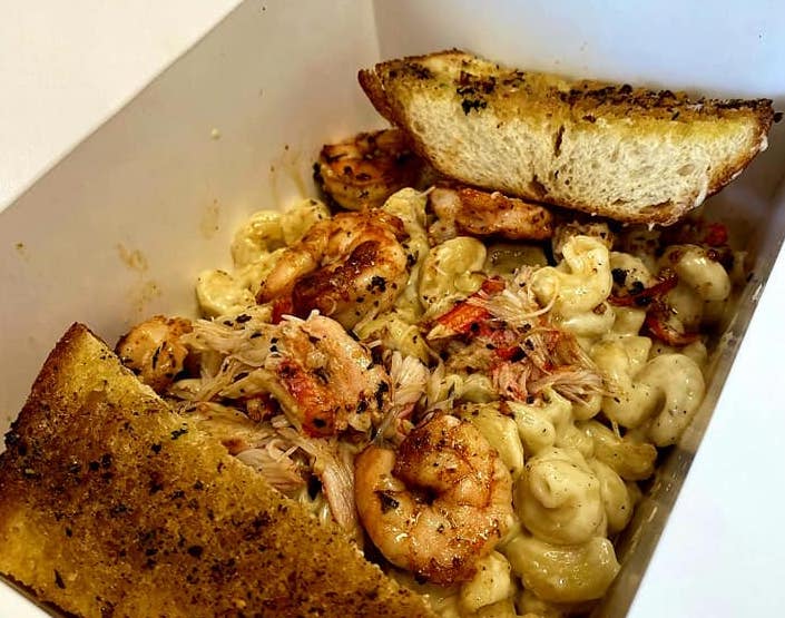 Order Seafood Mac and Cheese food online from Tall City Grub store, Midland on bringmethat.com