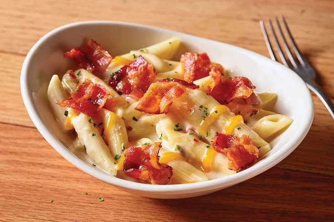 Order Side 4-Cheese Mac & Cheese ¥ food online from Applebee's Grill + Bar store, Anchorage on bringmethat.com