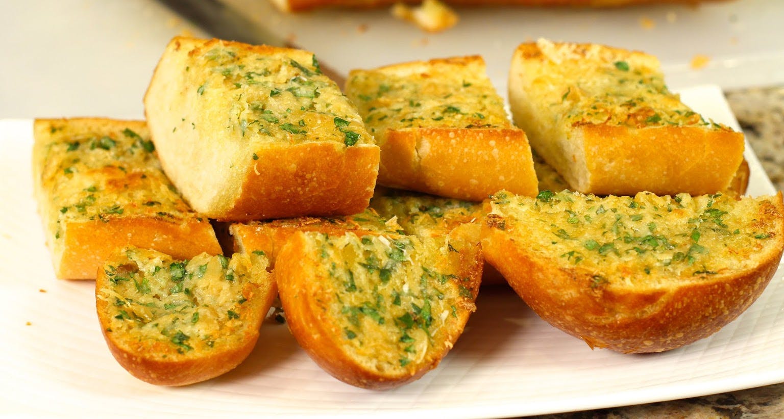 Order Garlic Bread - Appetizer food online from Uncle Moe's Pizza and Grill store, Modesto on bringmethat.com