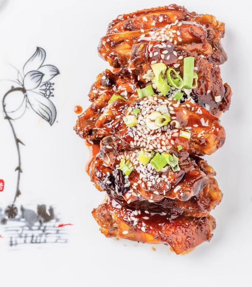 Order Cock Chicken Wings（可乐鸡翅） food online from Flower Brook Mifen House store, Flushing on bringmethat.com