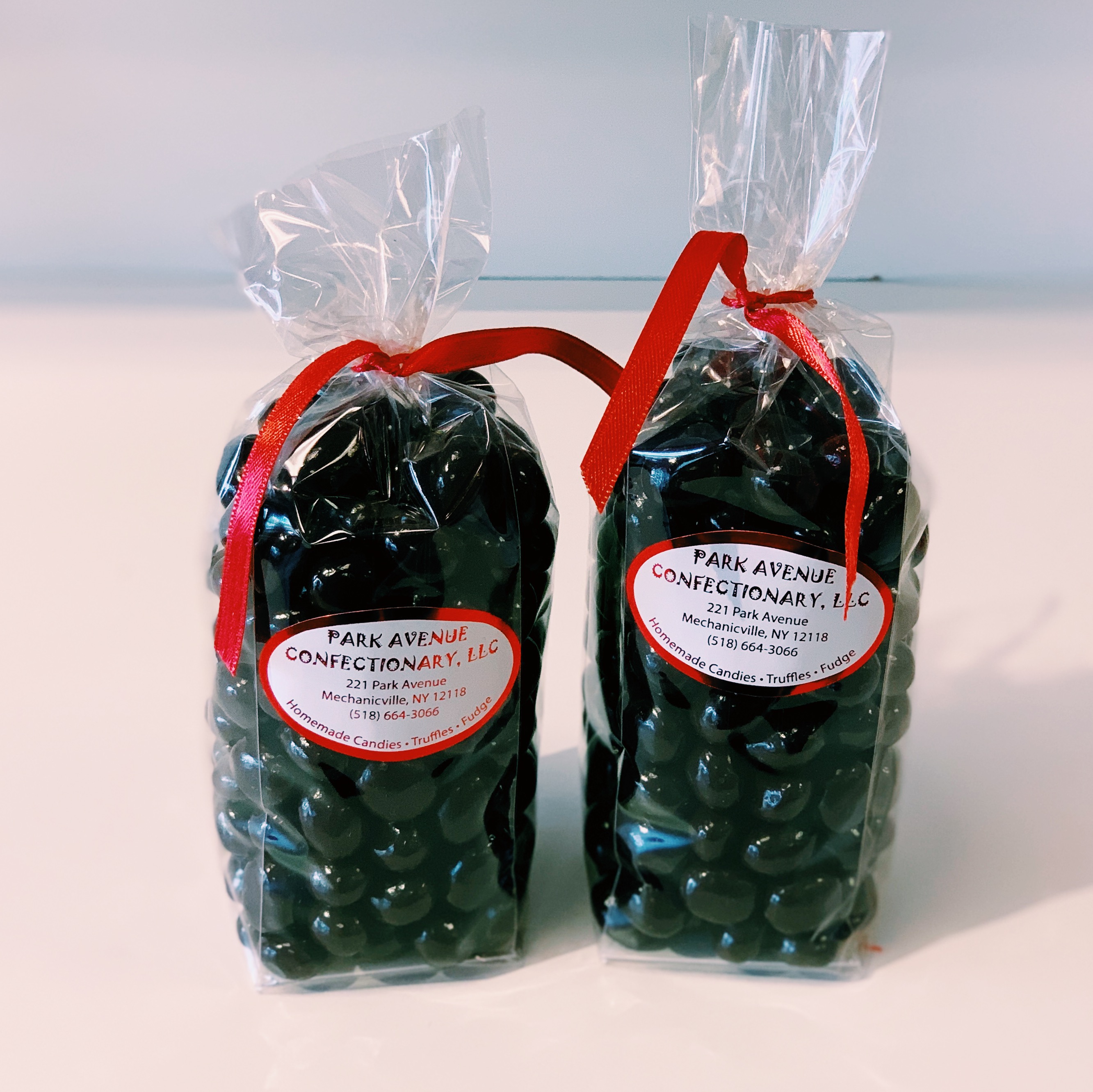 Order Dark Chocolate Espresso Beans food online from Park Avenue Confectionary store, Mechanicville on bringmethat.com