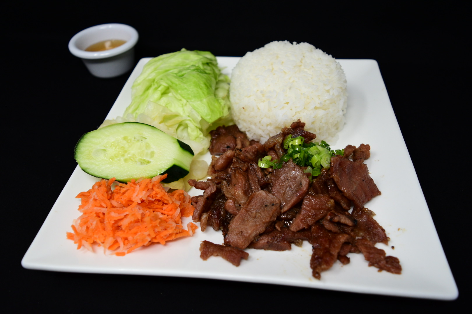 Order 61. Com Thit Nuong/Flame Broiled Pork food online from Fortune Star Cuisine store, Reno on bringmethat.com