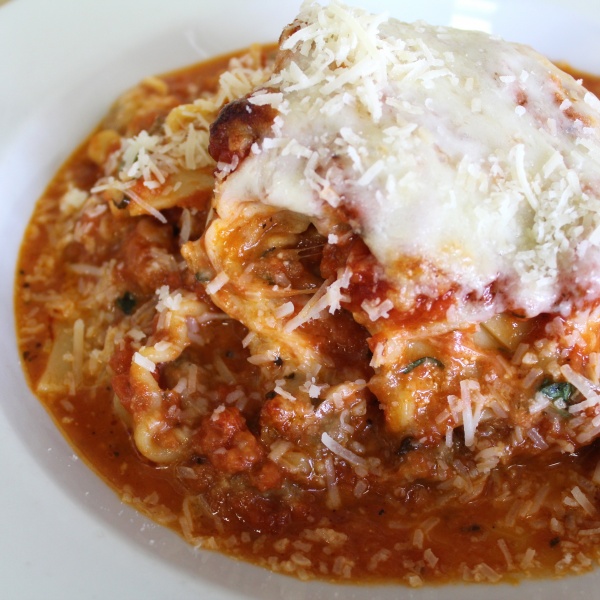 Order Lasagna Paste food online from Ciccero's Pizza store, Los Angeles on bringmethat.com