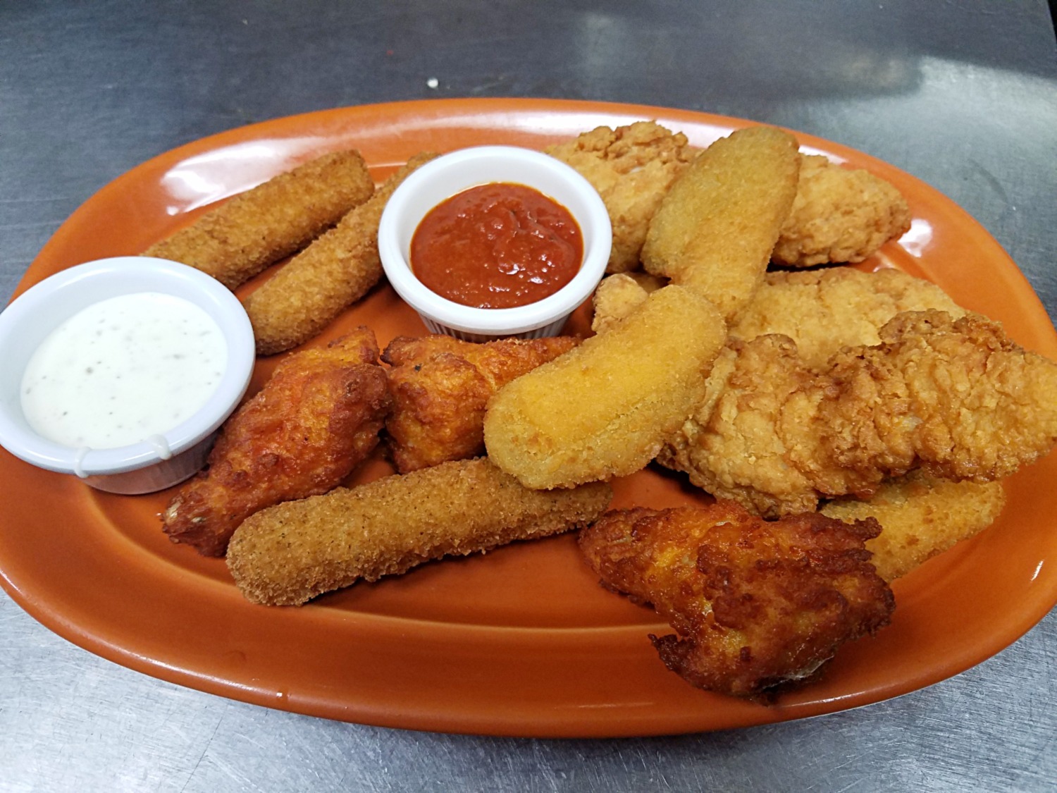 Order Large Appetizer Platter food online from Numero Uno Pizza store, Lawndale on bringmethat.com