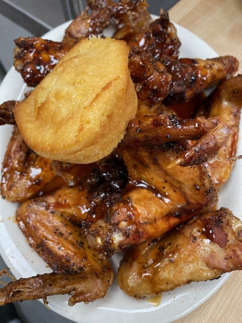 Order (5) Wings food online from Deke Bbq store, Philadelphia on bringmethat.com