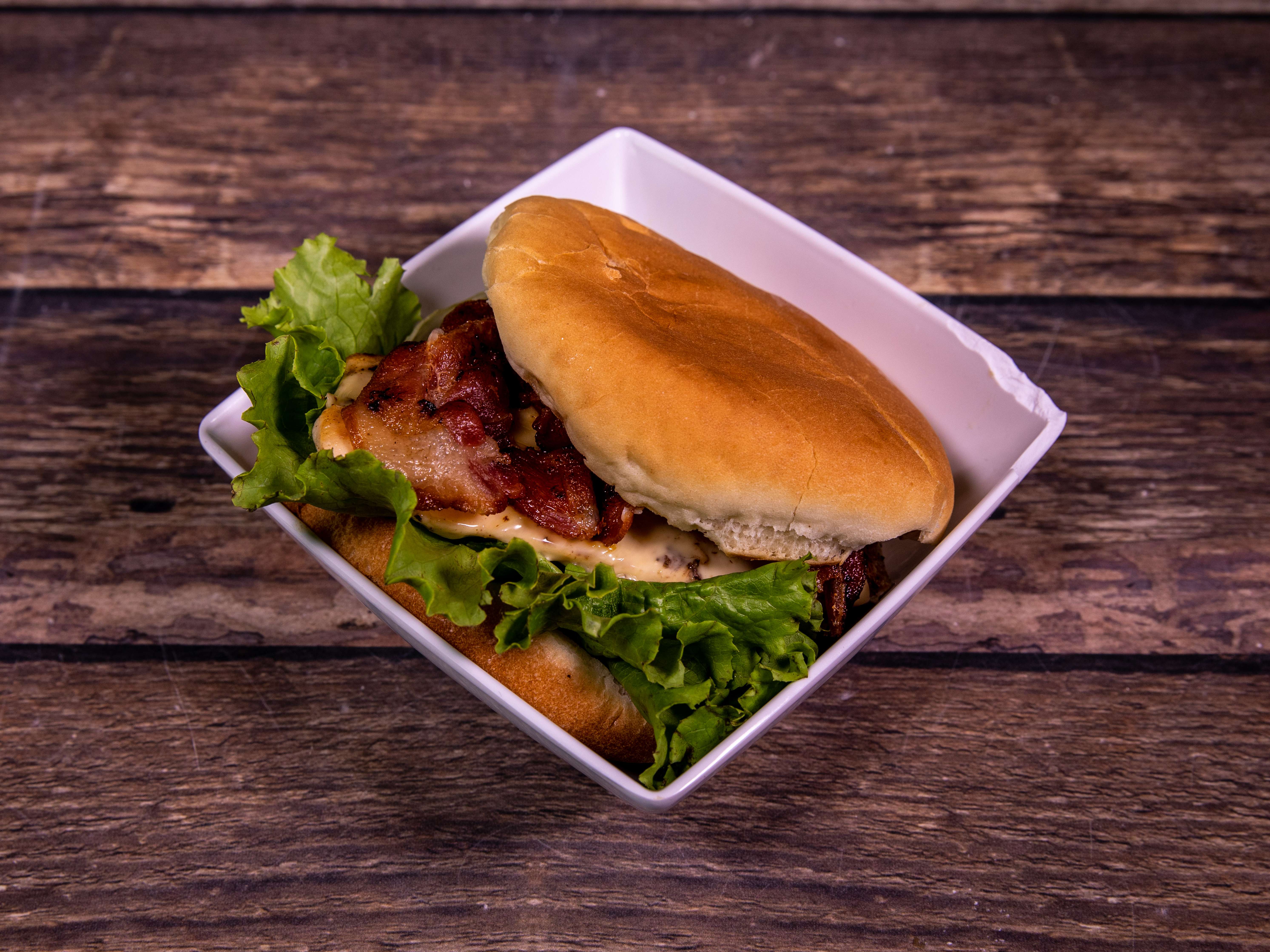Order BLT Chicken Sandwich food online from Burger Island store, Richardson on bringmethat.com