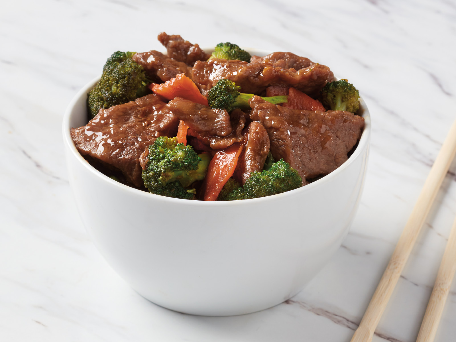 Order Beef with Broccoli food online from Hy-Vee Mealtime store, Des Moines on bringmethat.com