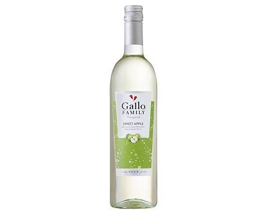 Order Gallo Family Vineyards Sweet Apple, 750mL white wine (9.0% ABV) food online from Signal Liquor store, Signal Hill on bringmethat.com
