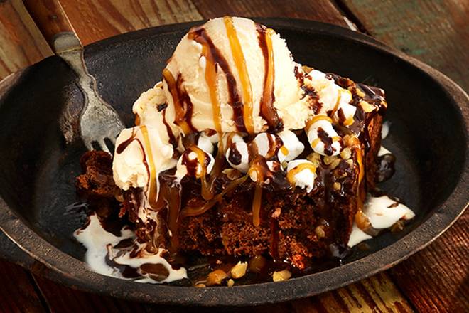 Order Party Pack Mississippi Brownie food online from Logan's Roadhouse store, Ft. Oglethorpe on bringmethat.com
