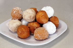 Order Donut Hole food online from Country Donuts store, Tyler on bringmethat.com