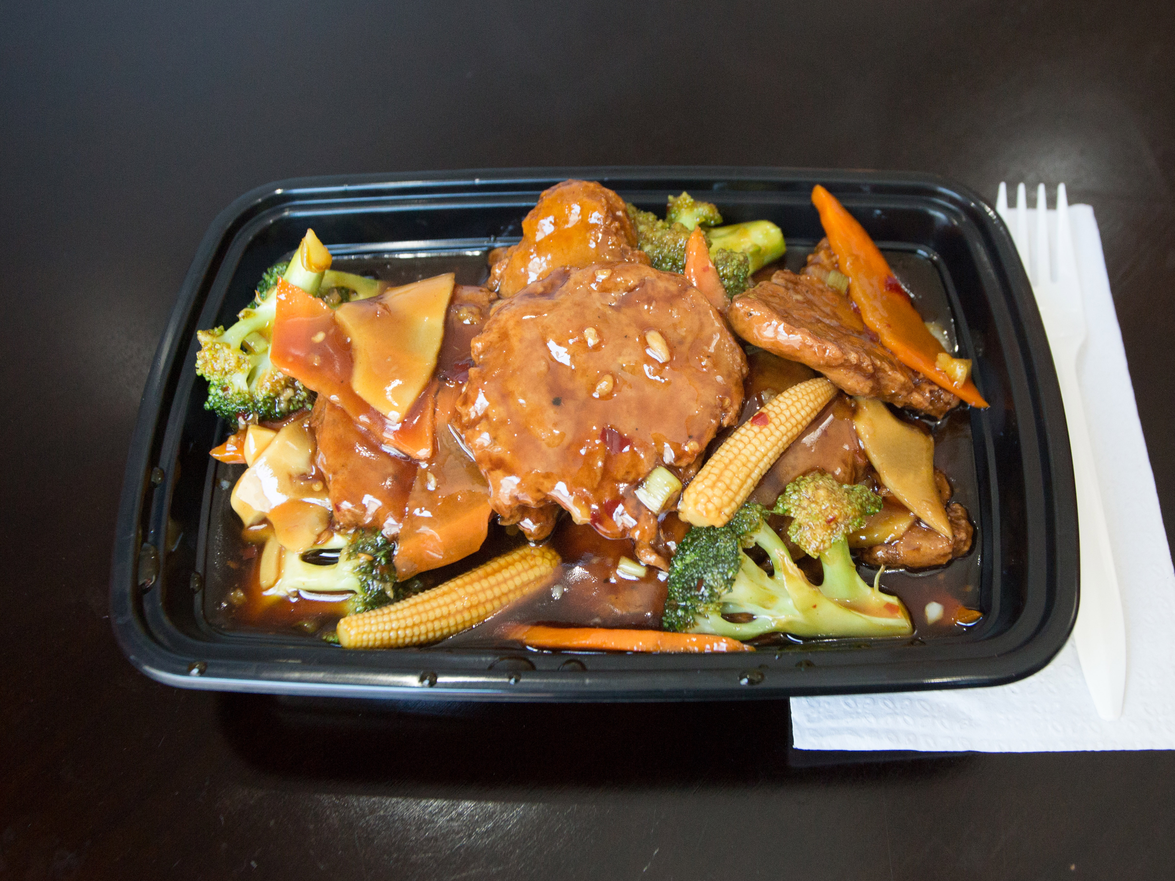 Order General Tso's Vegan Chicken food online from New Asia store, West Hartford on bringmethat.com