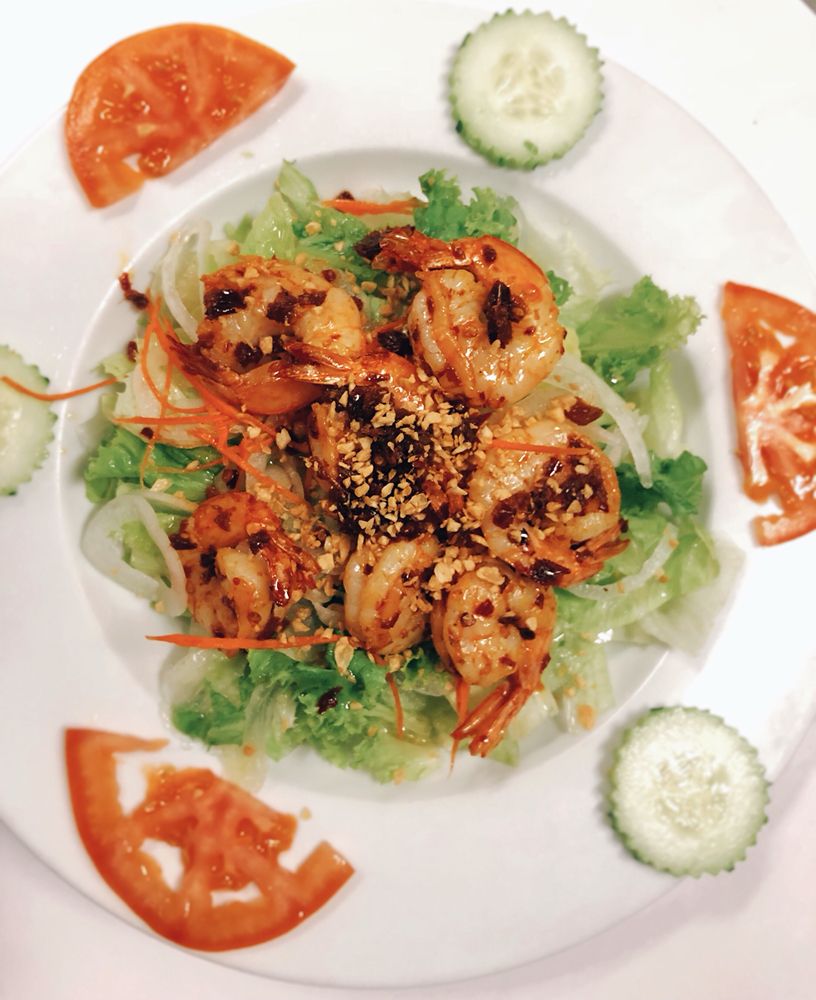 Order K. Spicy Charbroiled Shrimp Salad food online from T-Pho Noodle And Grill store, Fontana on bringmethat.com