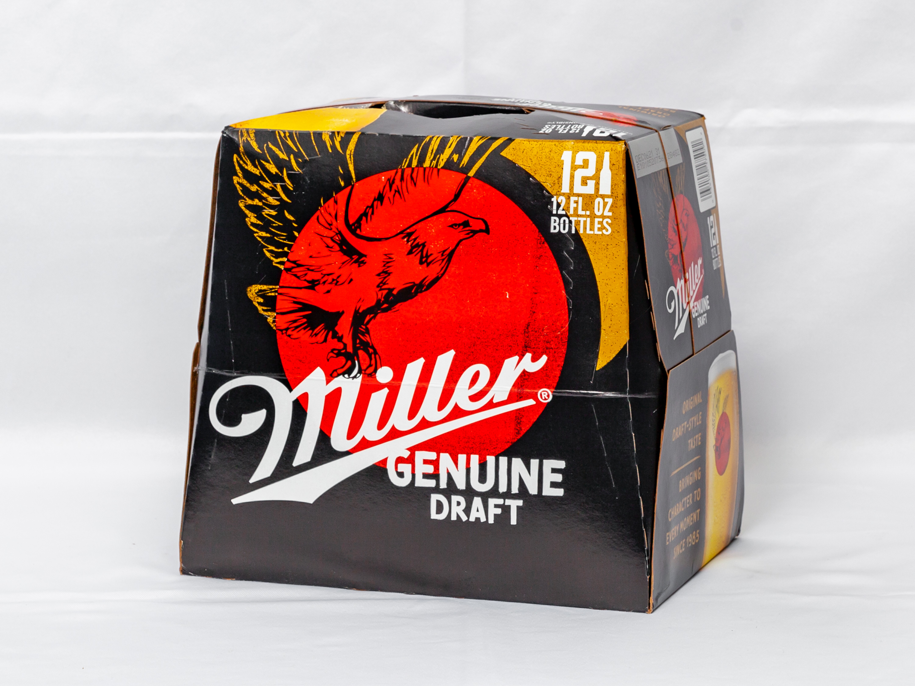 Order Miller Genuine Draft 12oz Cans food online from Pm Food & Liquor store, Harvey on bringmethat.com