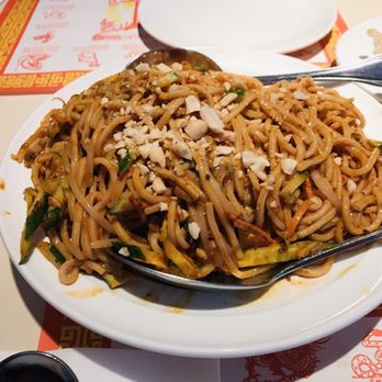 Order Cold Sesame Noodles food online from Royal siam thai & sushi store, New York on bringmethat.com