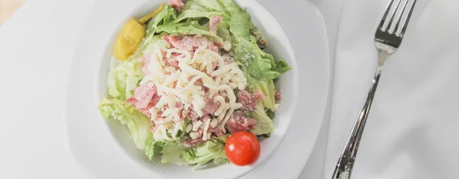 Order The Chef Salad food online from Cecil Whittaker Pizzeria store, Ballwin on bringmethat.com