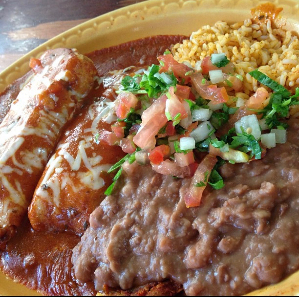 Order Tamale Plate food online from Maya Taqueria store, Portland on bringmethat.com