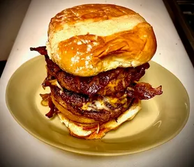 Order Longhorn Bacon Cheese Burger food online from Lucky Chicago Style Grill store, Round Rock on bringmethat.com