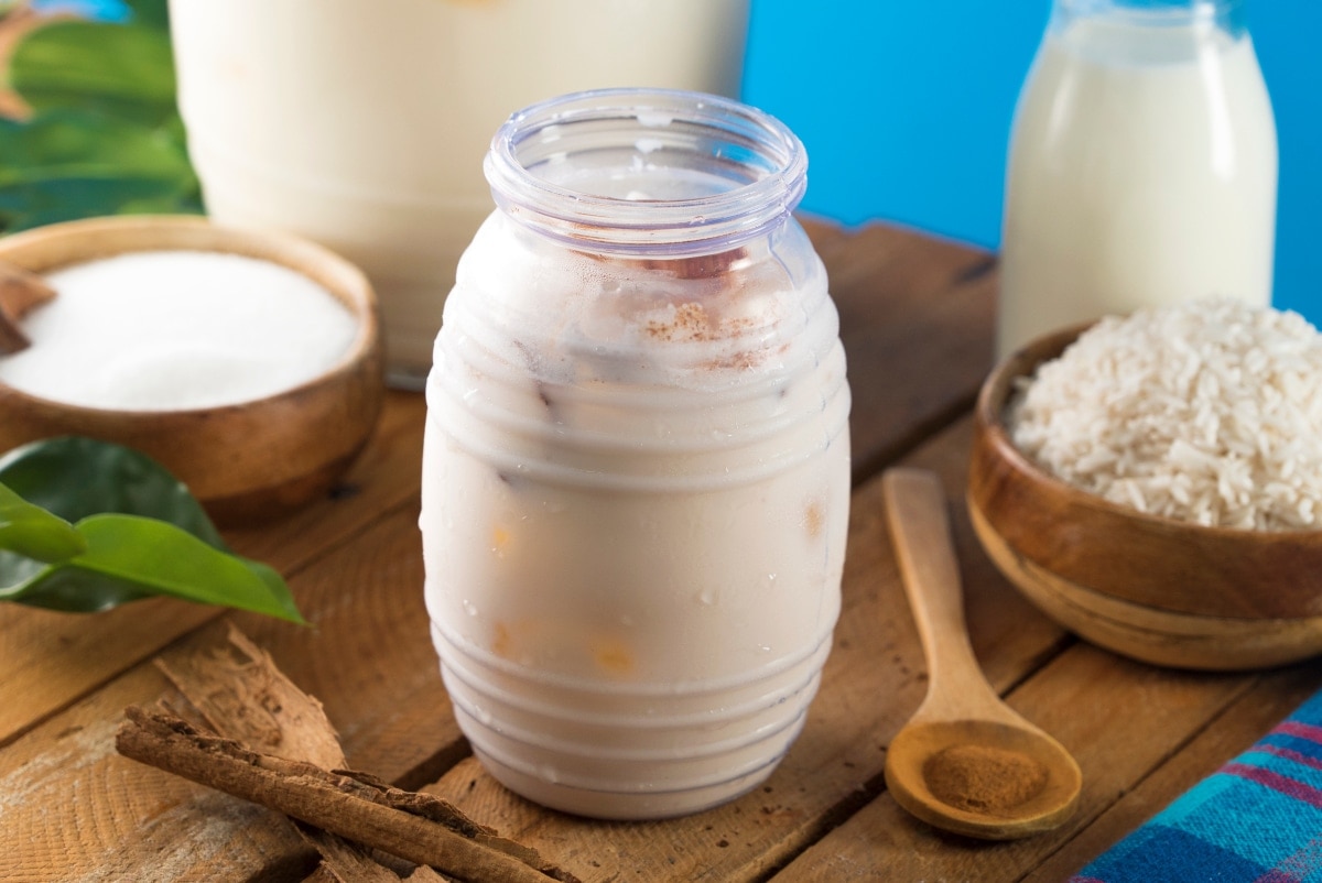 Order Agua de Horchata food online from La China Poblana store, Panorama City on bringmethat.com