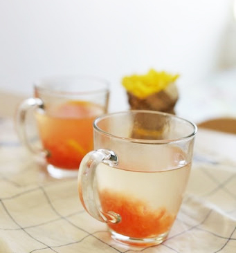 Order Honey Grapefruit Tea food online from Tous Les Jours store, Carrollton on bringmethat.com