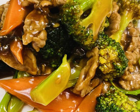 Order Beef with Broccoli food online from Gourmet china store, Greensboro on bringmethat.com