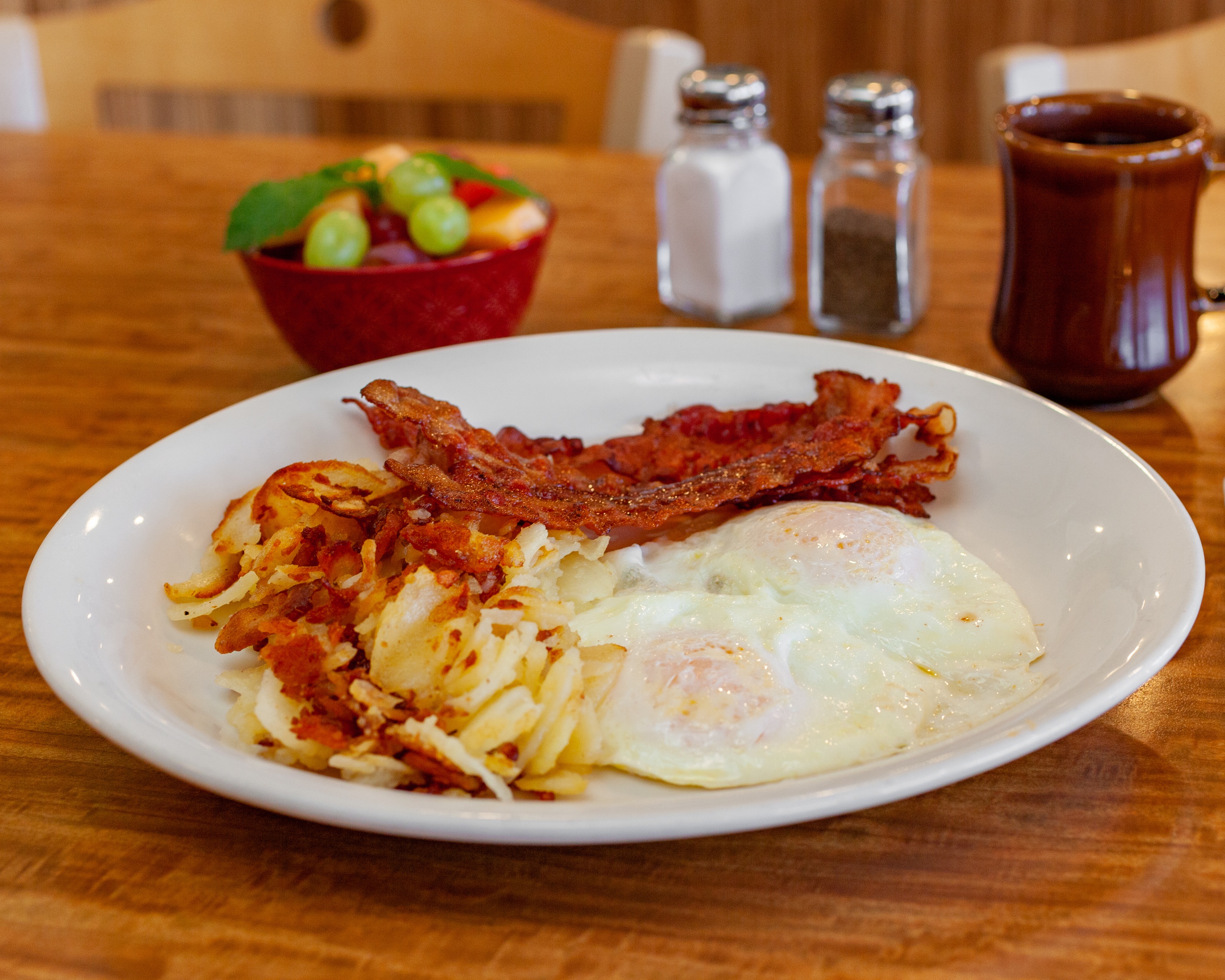 Order Bacon food online from Stone Creek Cafe store, Englewood on bringmethat.com