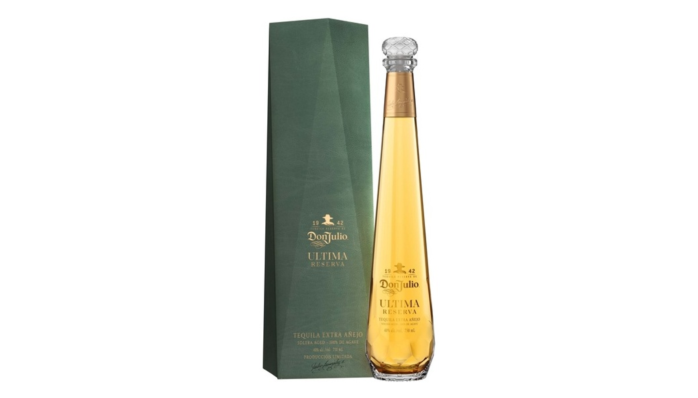 Order Don Julio Ultima Reserva Extra Añejo Solera Aged Tequila 750ml Bottle food online from Oceanview Liquor store, Hermosa Beach on bringmethat.com