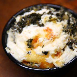 Order Spinach Casserole (Signature Side) food online from Sharko'S Bbq store, Naperville on bringmethat.com
