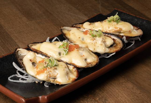 Order Baked Mussels on Half Shell food online from Zeppin Sushi LLC store, Encino on bringmethat.com
