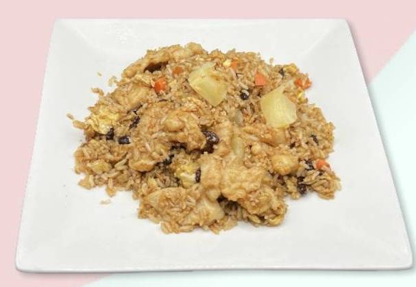 Order Pineapple Fried Rice food online from Green Basil Asian Fusion Restaurant store, Lilburn on bringmethat.com