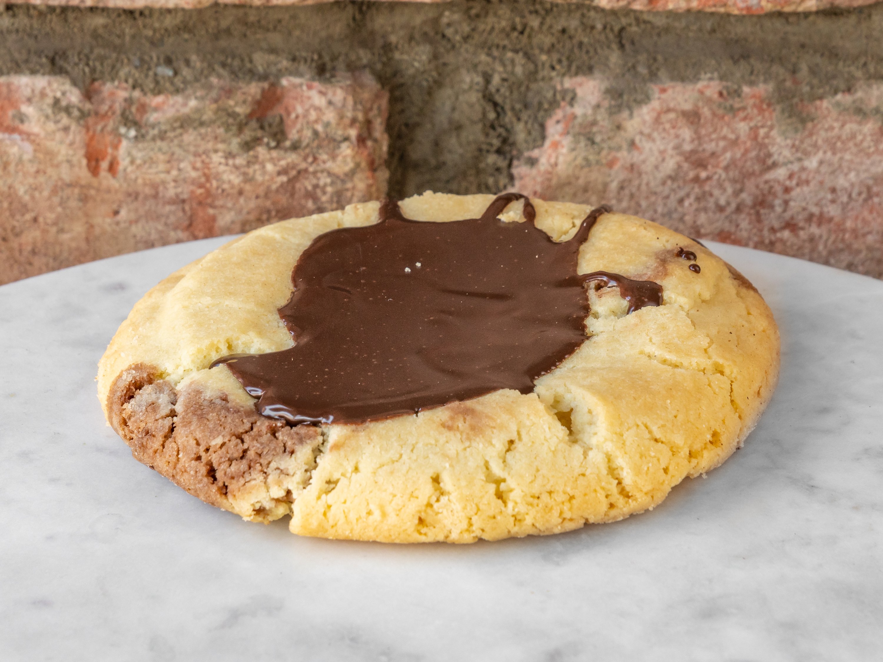 Order Large Chocolate Chip Cookie food online from Brothers Bagels store, Brooklyn on bringmethat.com