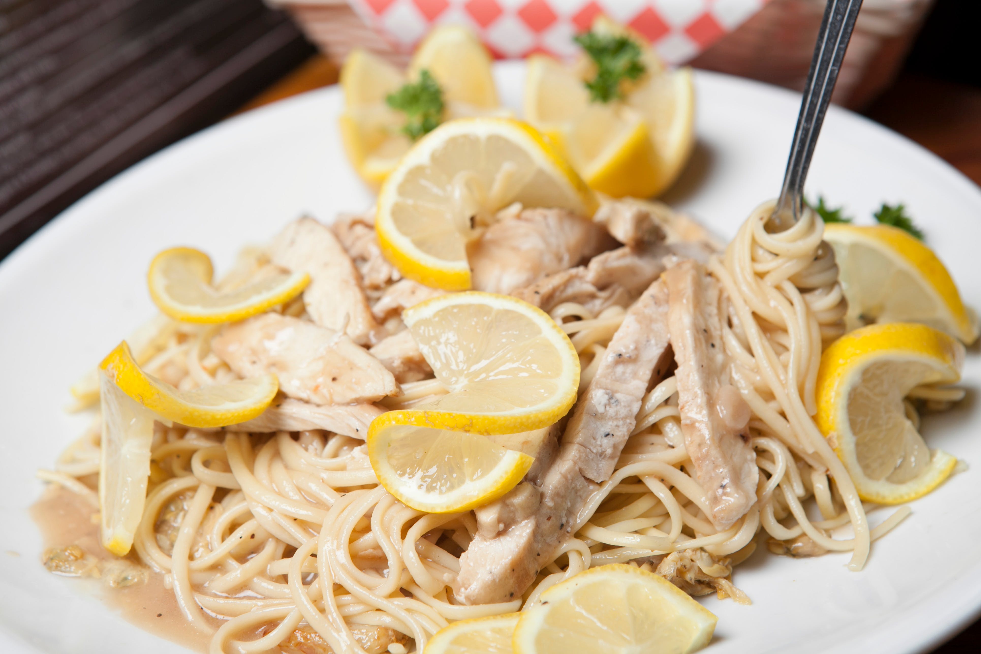 Order Chicken Lemon - Entree food online from Lino's Pizzeria and Italian store, North Las Vegas on bringmethat.com
