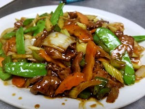 Order Black Pepper Steak food online from China Restaurant store, Roseville on bringmethat.com