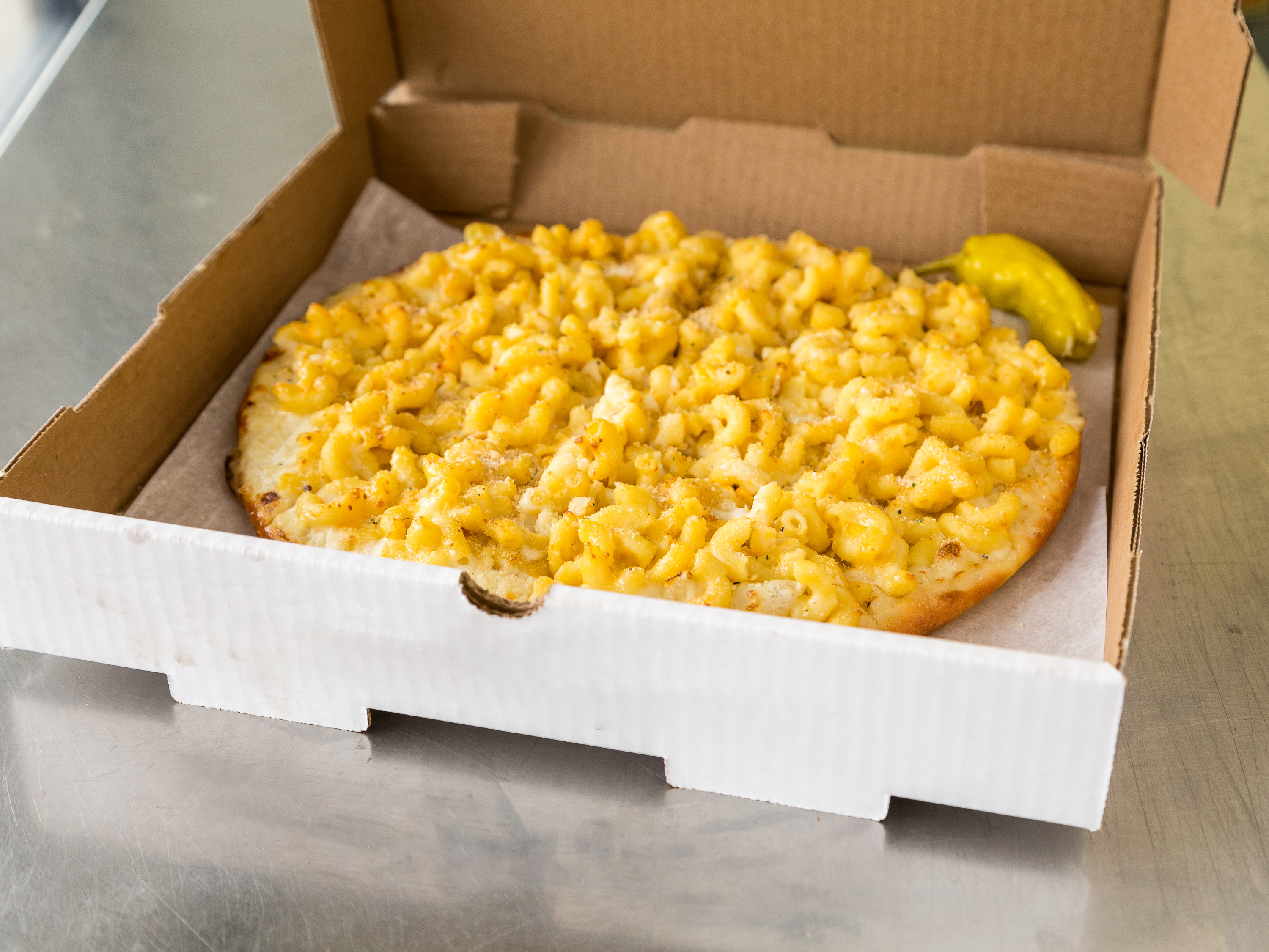 Order Revolution Macaroni and Cheese Pizza food online from Revolution Pizza store, Willowick on bringmethat.com