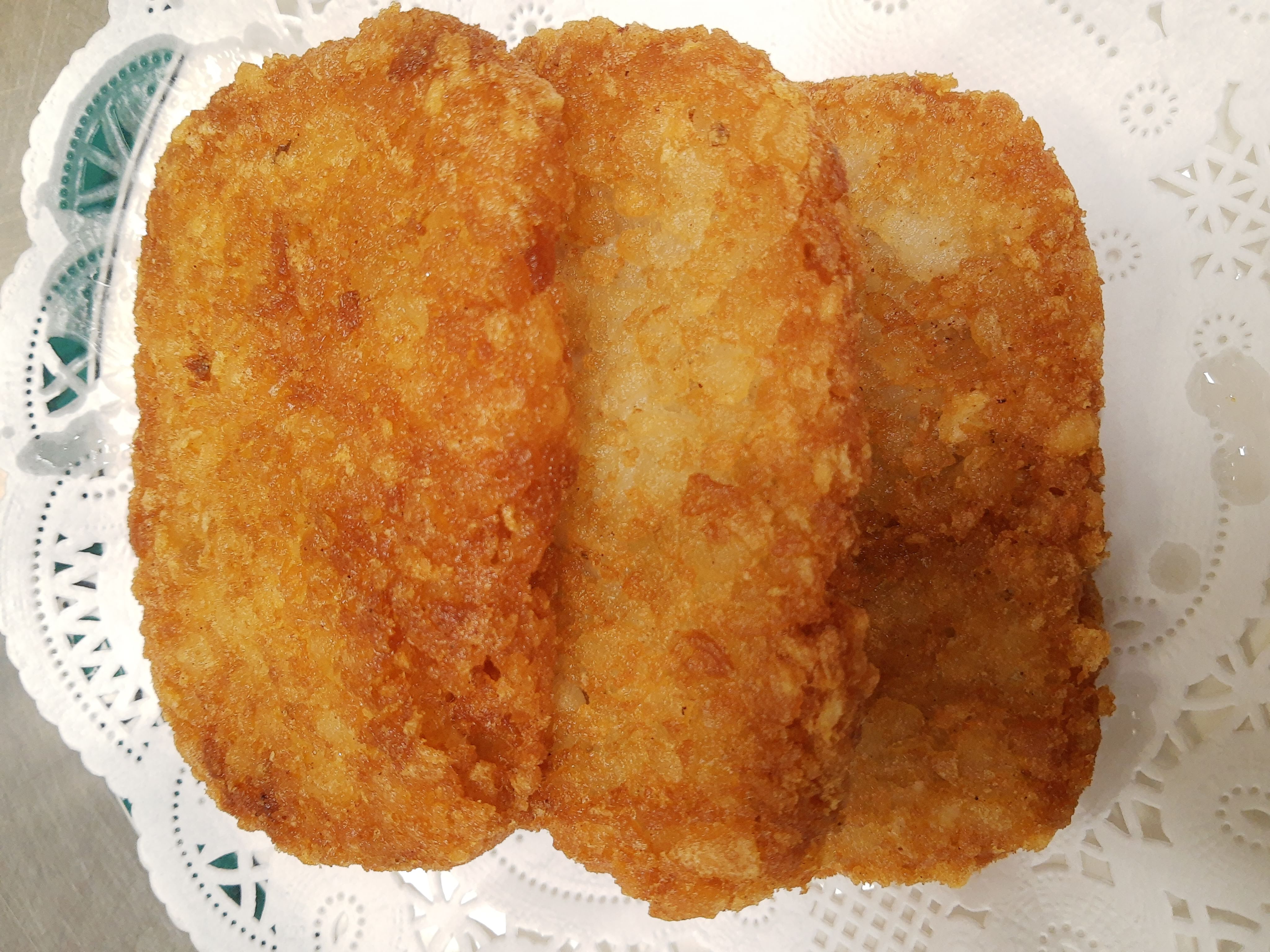 Order A17. Hash Brown food online from 88 Chinese & Sushi Sherman Oaks store, Van Nuys on bringmethat.com